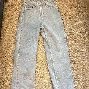 Princess Polly Straight Leg Jeans. Size 2.